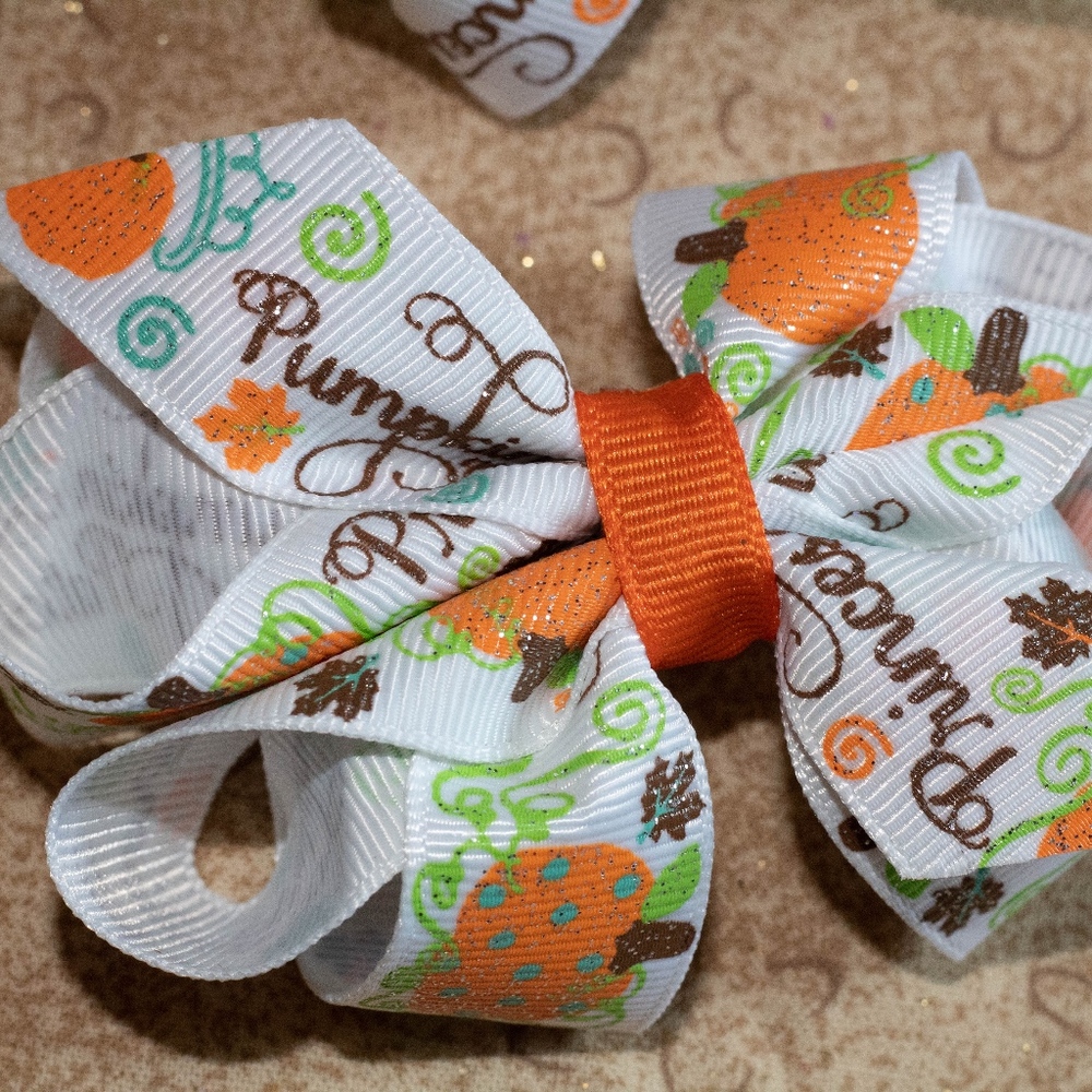 Fall Piggie bows